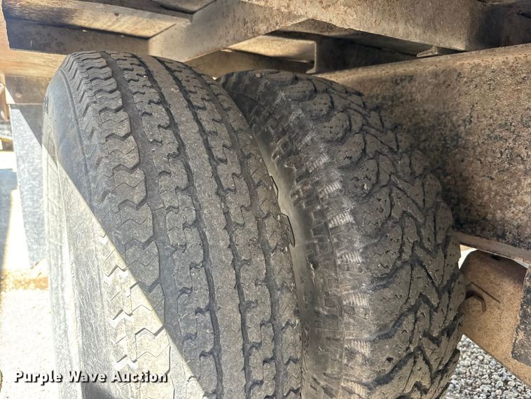 image for item YA3041 2003 Neal dump trailer