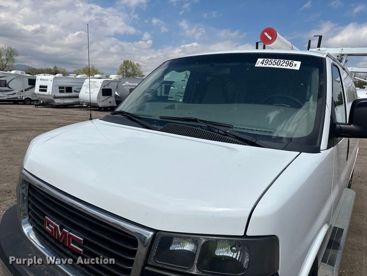 image for item YA3201 2016 GMC Savana G2500 van