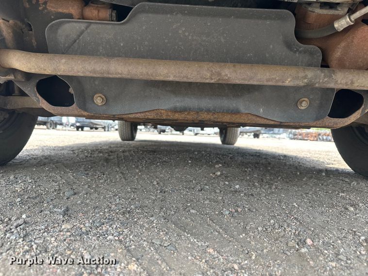 image for item YA3201 2016 GMC Savana G2500 van