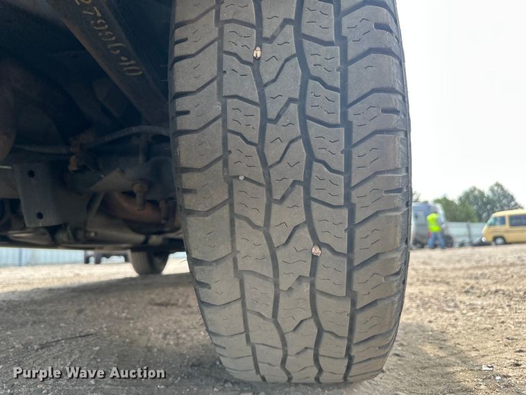 image for item YA3201 2016 GMC Savana G2500 van