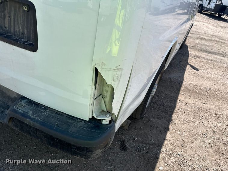 image for item YA3202 2020 Chevrolet Express 2500 van