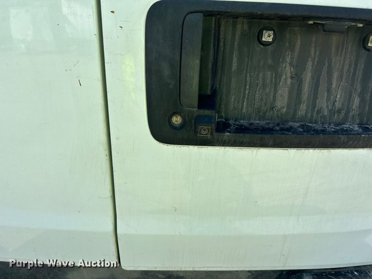 image for item YA3202 2020 Chevrolet Express 2500 van
