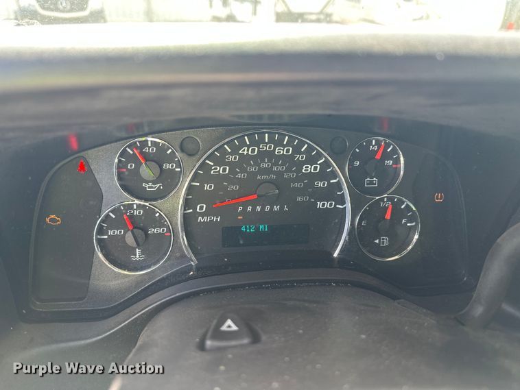 image for item YA3202 2020 Chevrolet Express 2500 van