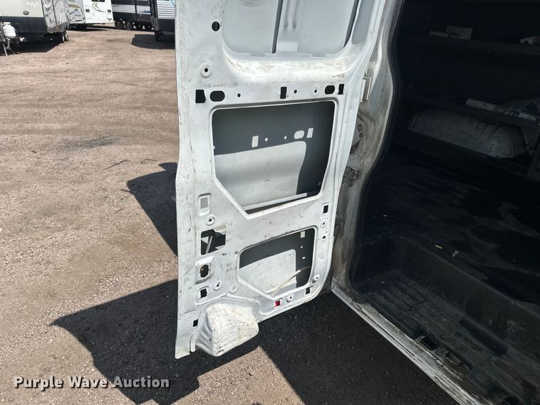 image for item YA3202 2020 Chevrolet Express 2500 van