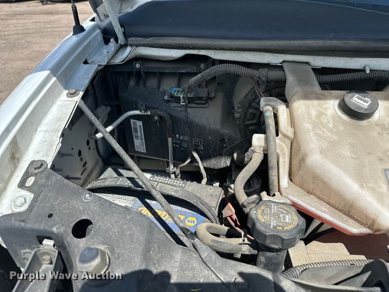 image for item YA3202 2020 Chevrolet Express 2500 van