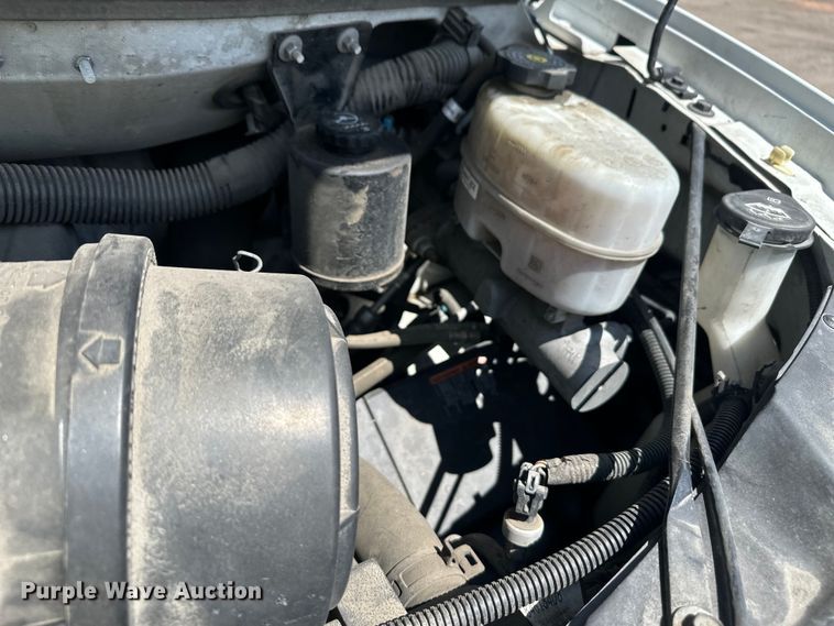 image for item YA3202 2020 Chevrolet Express 2500 van