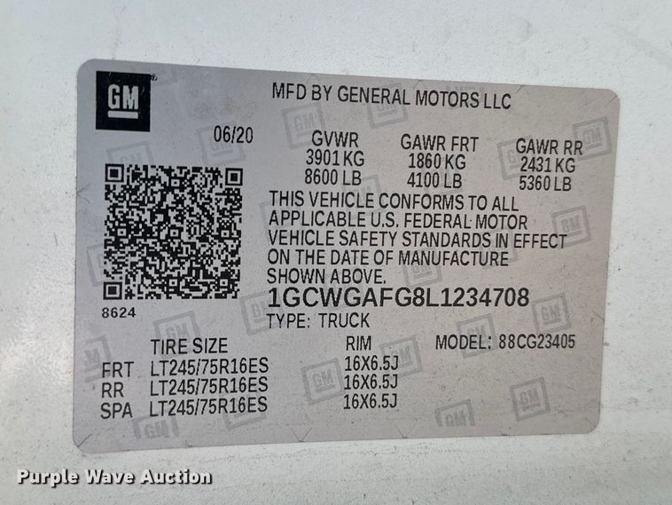image for item YA3202 2020 Chevrolet Express 2500 van