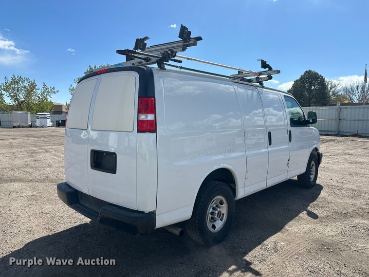 image for item YA3203 2020 GMC Savana G2500 van