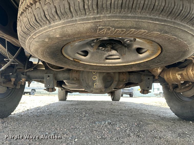 image for item YA3203 2020 GMC Savana G2500 van