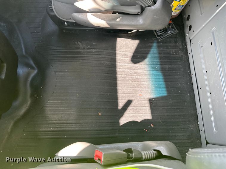 image for item YA3203 2020 GMC Savana G2500 van