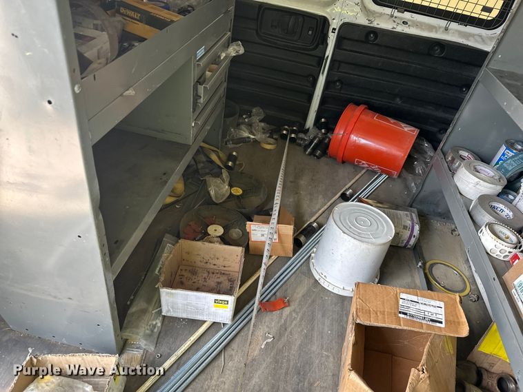 image for item YA3203 2020 GMC Savana G2500 van