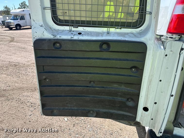image for item YA3203 2020 GMC Savana G2500 van