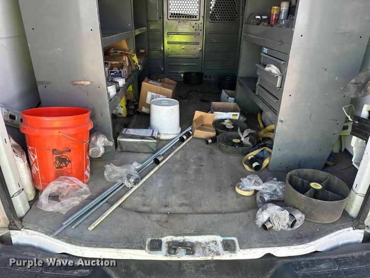 image for item YA3203 2020 GMC Savana G2500 van