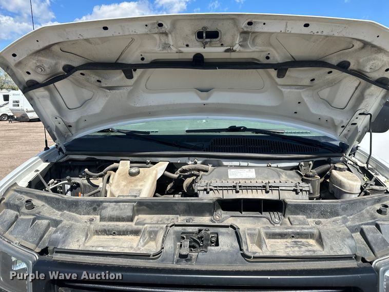 image for item YA3203 2020 GMC Savana G2500 van