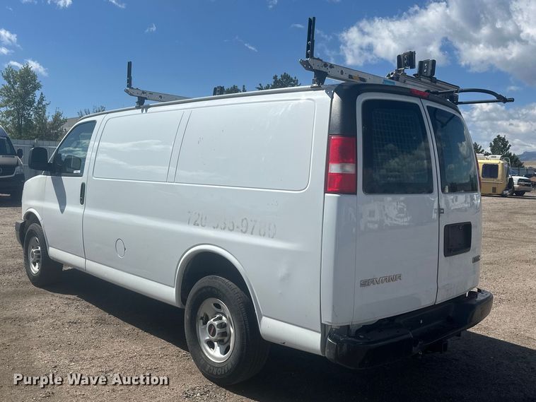 image for item YA3204 2018 GMC Savana G2500 van