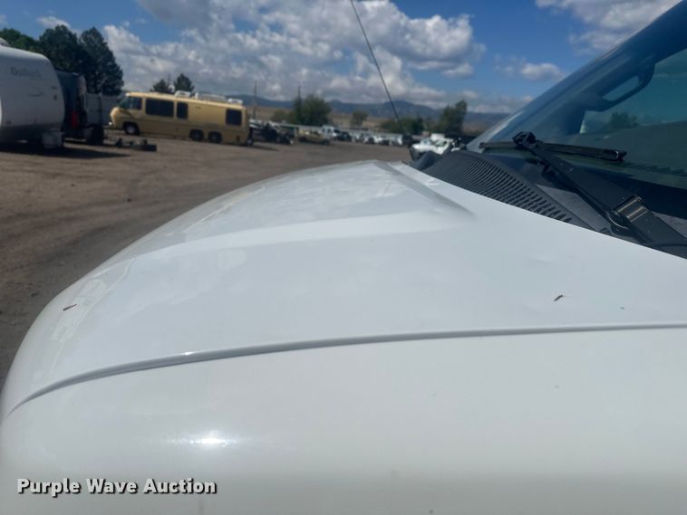 image for item YA3204 2018 GMC Savana G2500 van