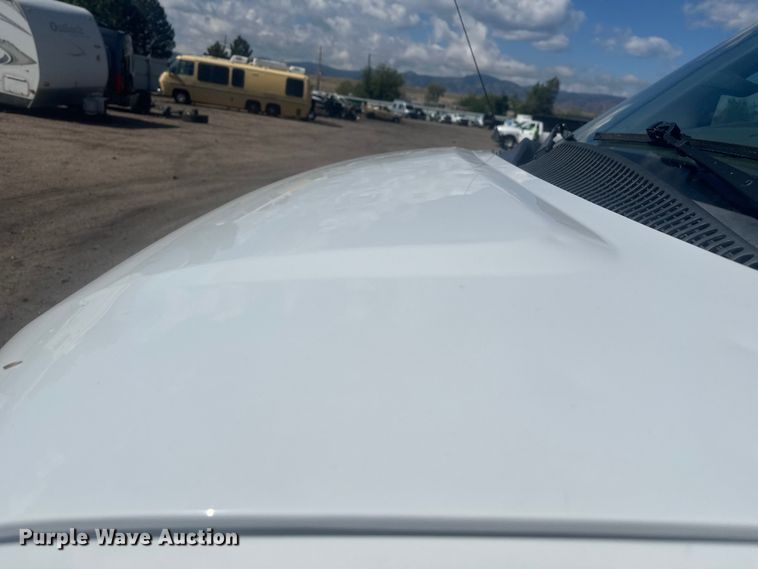 image for item YA3204 2018 GMC Savana G2500 van