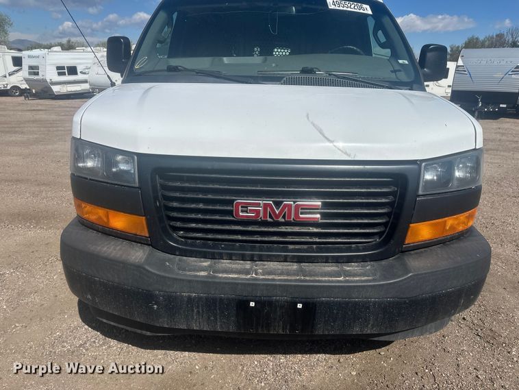 image for item YA3204 2018 GMC Savana G2500 van