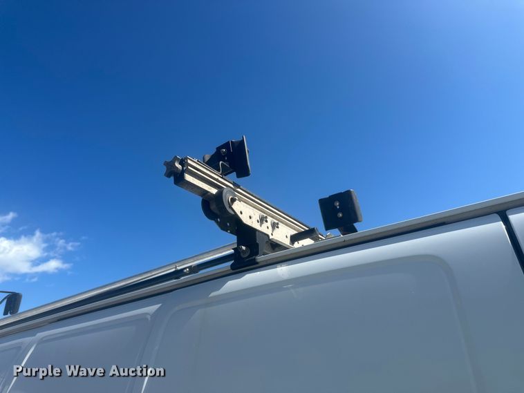 image for item YA3204 2018 GMC Savana G2500 van
