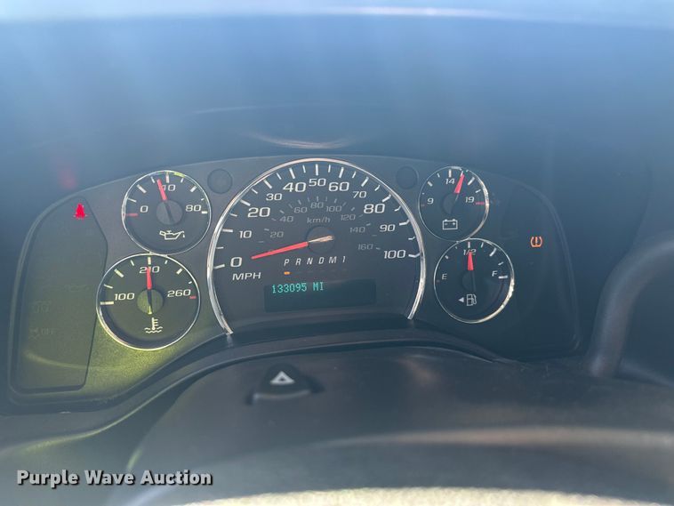 image for item YA3204 2018 GMC Savana G2500 van