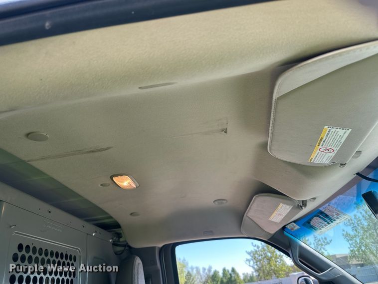image for item YA3204 2018 GMC Savana G2500 van