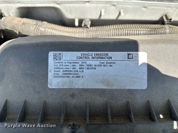 image for item YA3204 2018 GMC Savana G2500 van
