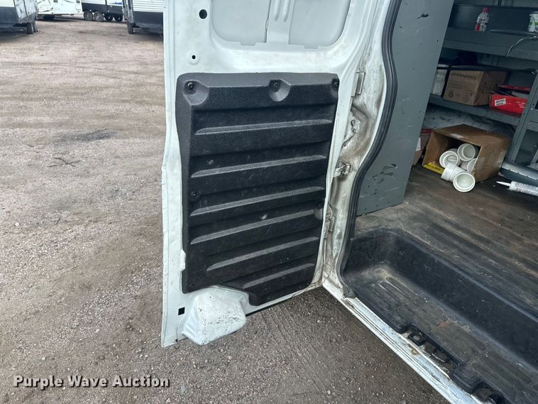 image for item YA3205 2015 GMC Savana G2500 van