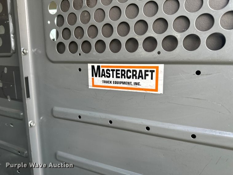 image for item YA3205 2015 GMC Savana G2500 van