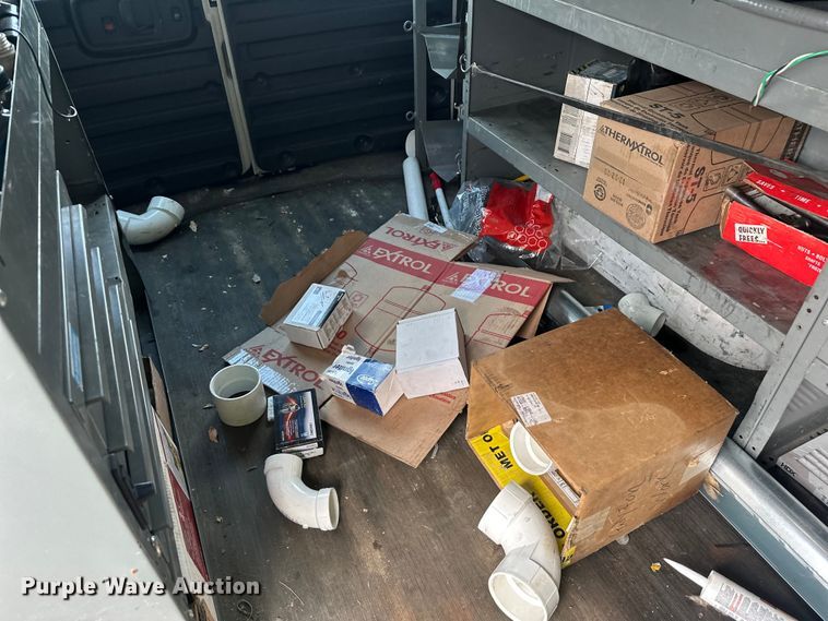 image for item YA3205 2015 GMC Savana G2500 van