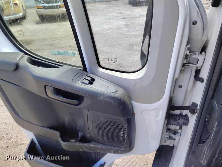 image for item YA3206 2019 RAM Promaster 1500 van