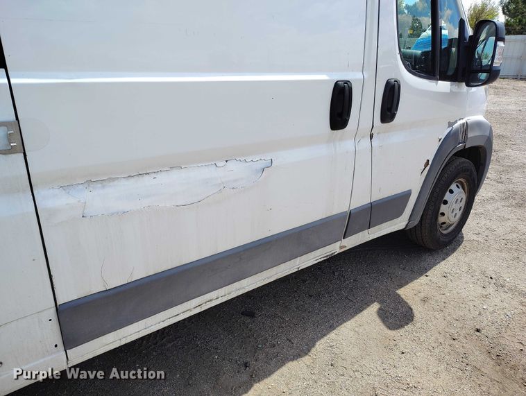 image for item YA3207 2018 RAM Promaster 2500 van