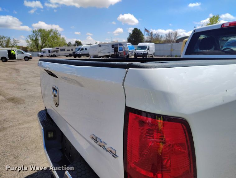 image for item YA3208 2018 RAM 1500 pickup truck