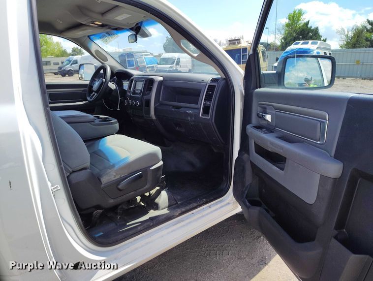 image for item YA3208 2018 RAM 1500 pickup truck
