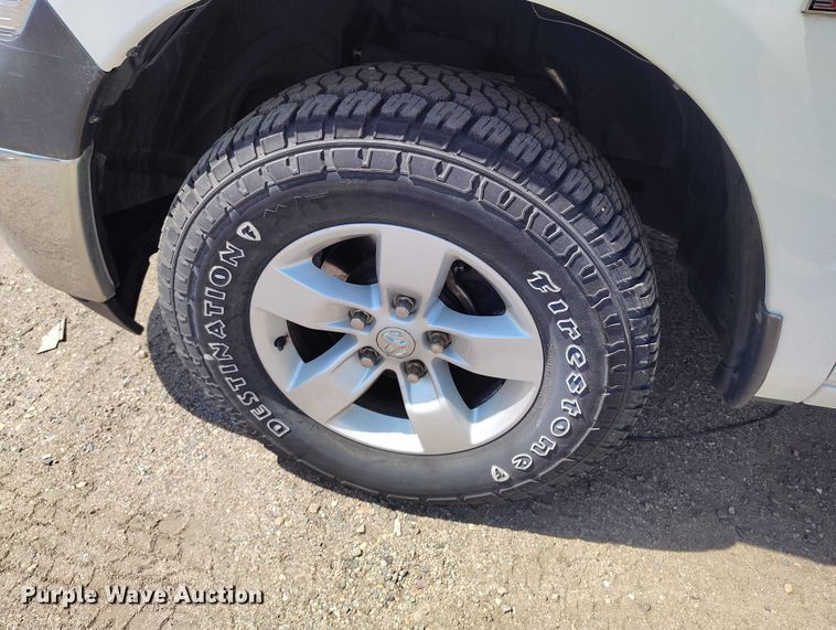 image for item YA3208 2018 RAM 1500 pickup truck