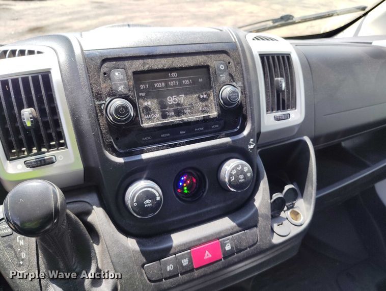 image for item YA3209 2019 RAM Promaster 2500 van