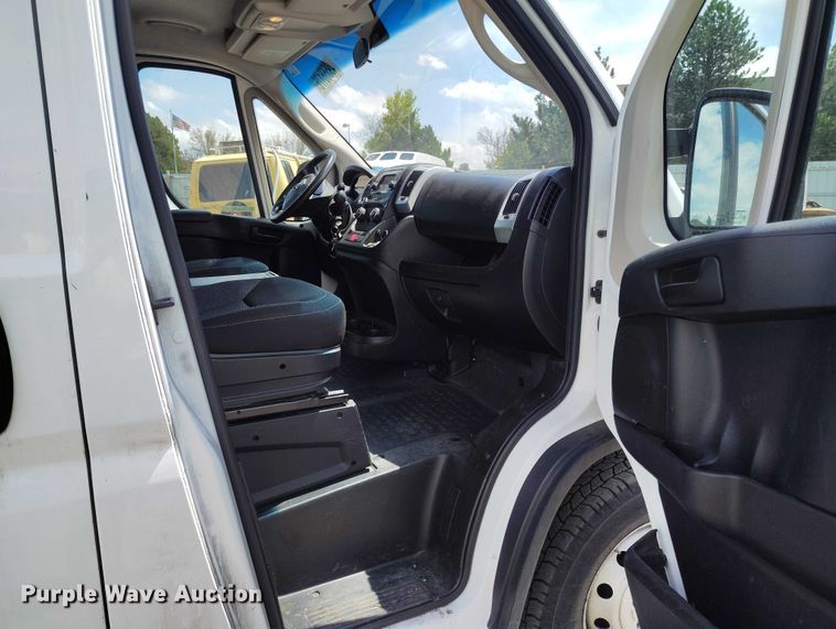 image for item YA3209 2019 RAM Promaster 2500 van