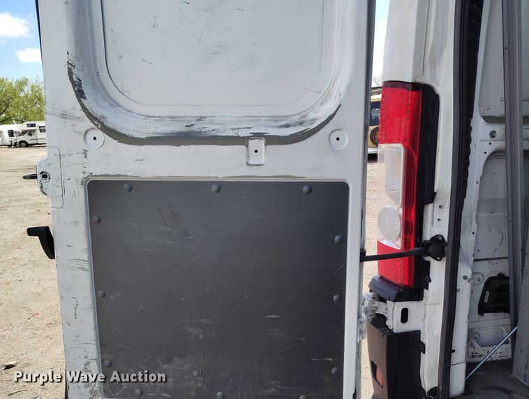 image for item YA3209 2019 RAM Promaster 2500 van