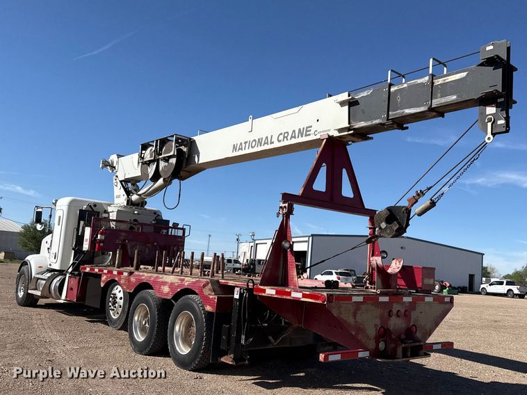 image for item DH1930 2011 Peterbilt 365 crane truck