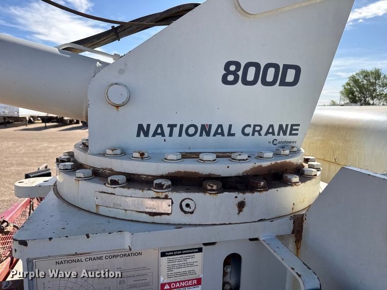 image for item DH1930 2011 Peterbilt 365 crane truck