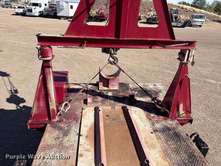 image for item DH1930 2011 Peterbilt 365 crane truck