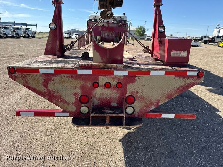 image for item DH1930 2011 Peterbilt 365 crane truck