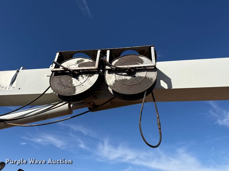 image for item DH1930 2011 Peterbilt 365 crane truck