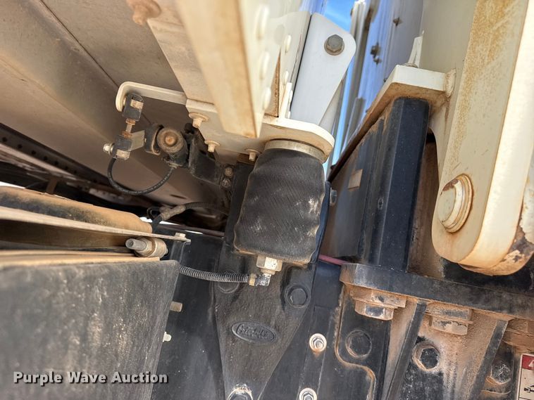 image for item DH1930 2011 Peterbilt 365 crane truck