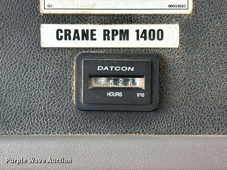 image for item DH1930 2011 Peterbilt 365 crane truck