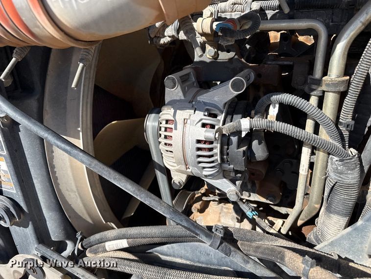 image for item DH1930 2011 Peterbilt 365 crane truck