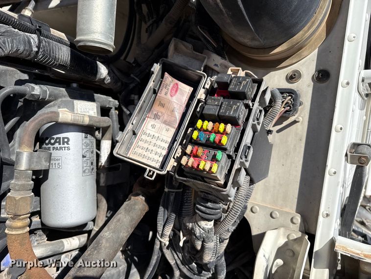 image for item DH1930 2011 Peterbilt 365 crane truck