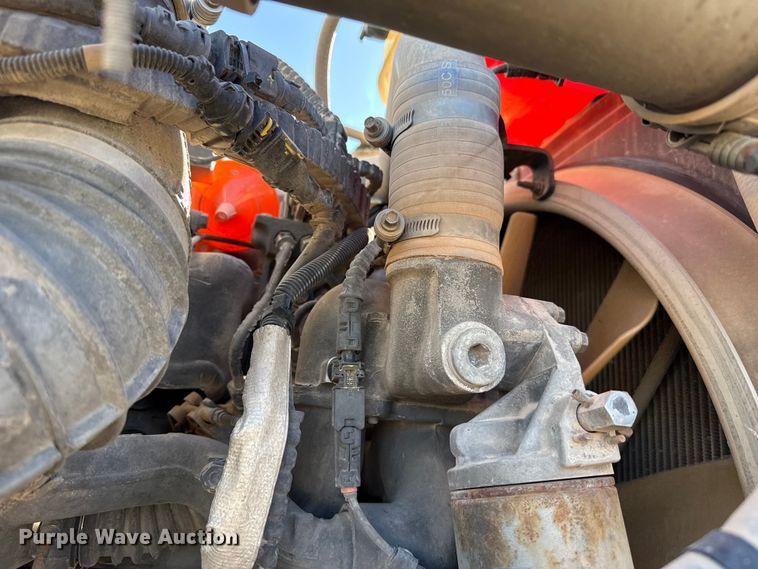 image for item DH1930 2011 Peterbilt 365 crane truck