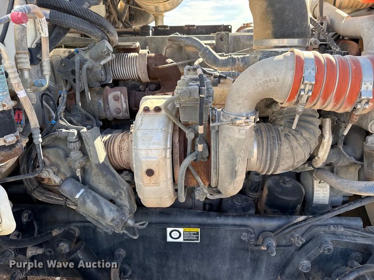 image for item DH1930 2011 Peterbilt 365 crane truck