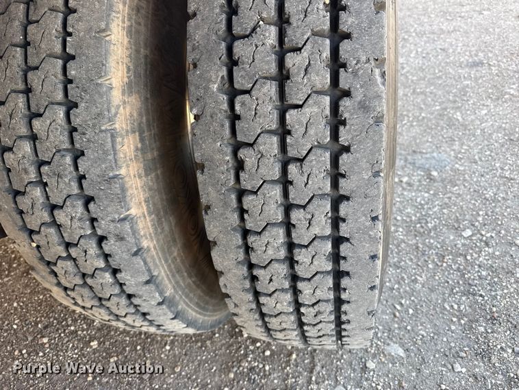 image for item DH1930 2011 Peterbilt 365 crane truck