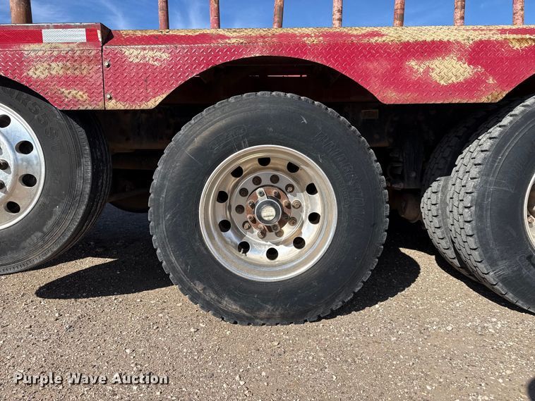 image for item DH1930 2011 Peterbilt 365 crane truck